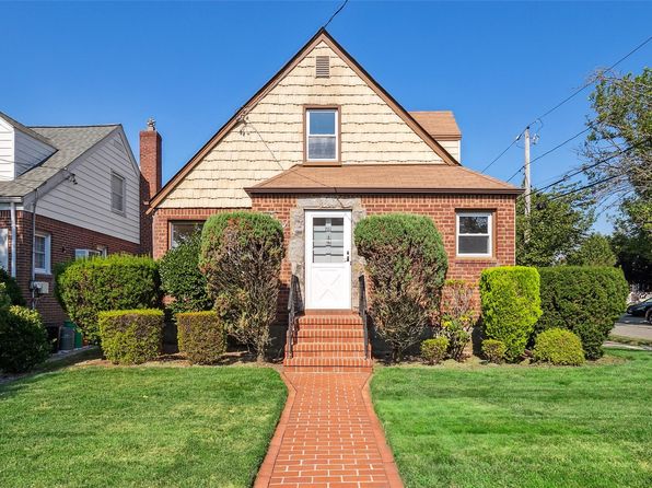 701 Premier Blvd