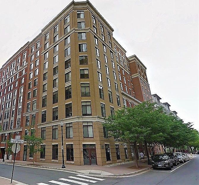 1st image of 1201 N Garfield St APT 604