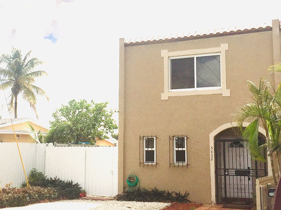 1st image of 5432 NW 168th Ter