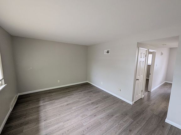 5th image of 4724 Virginia Ave #C