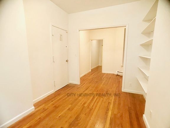 3rd image of 211 E 10th St APT 10