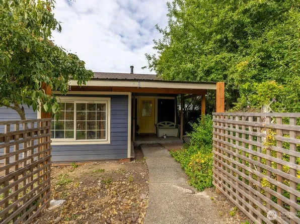 1427 E 3rd Street, Port Angeles, WA 98362
