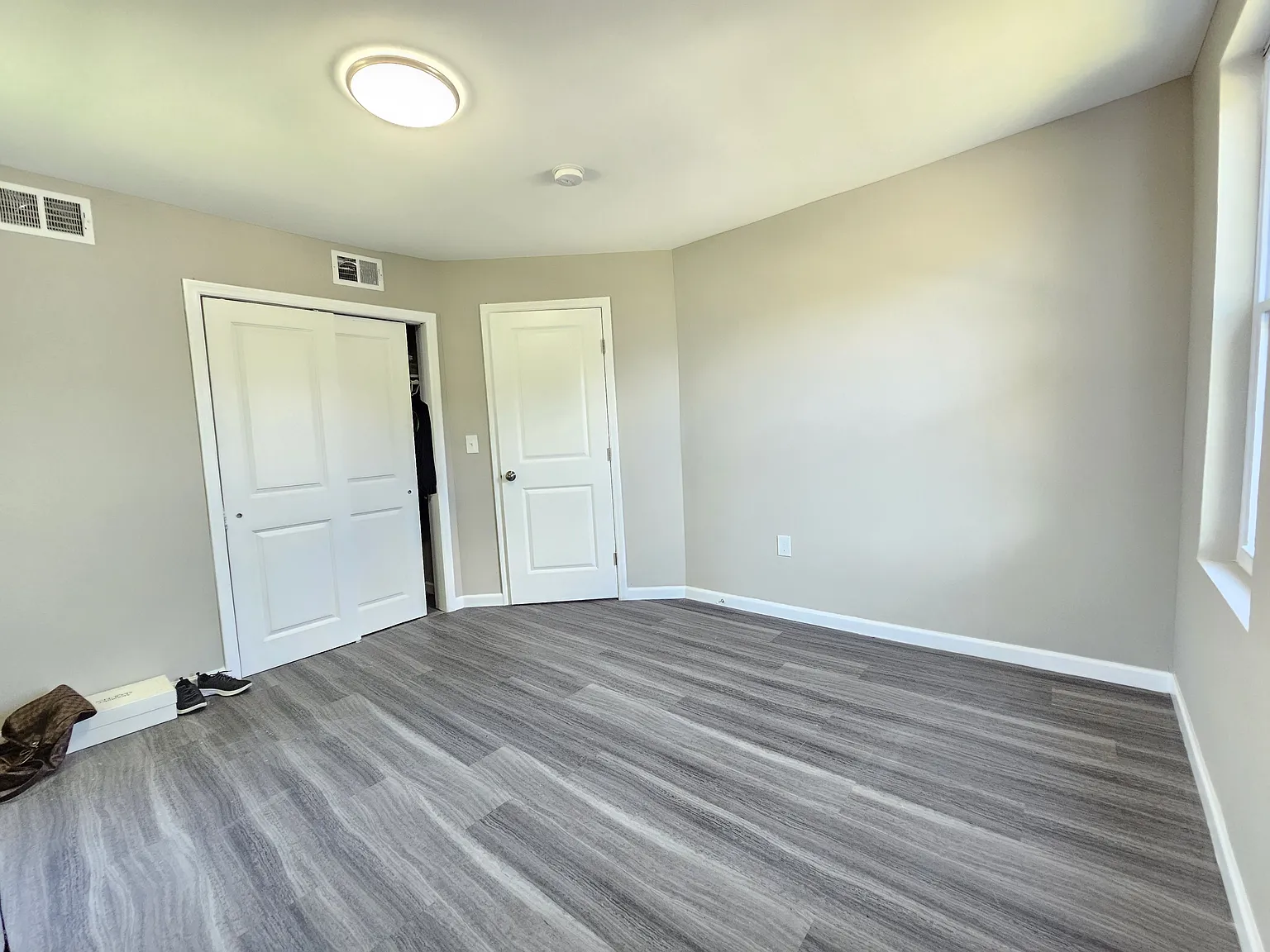 2 bed, $2,200 — Photo 4