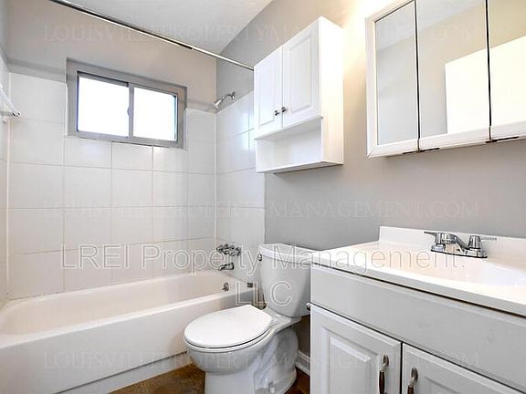 2nd image of 6806 Blackhorse Dr