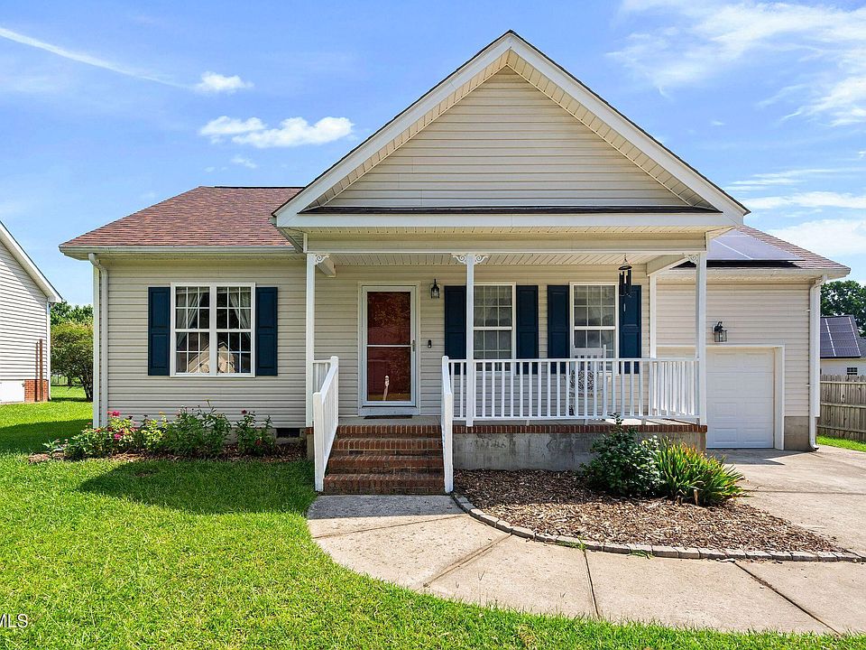 1st image of 211 Courtland Dr