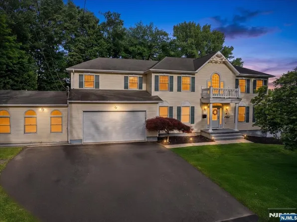 207 Herbert Ave, Closter, NJ 07624