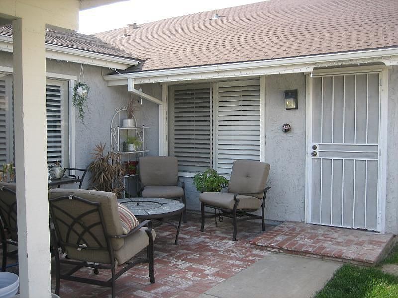 1st image of 745 Hillcrest Dr