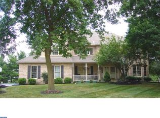 121 Gwynedd Lea Dr, North Wales, PA 19454