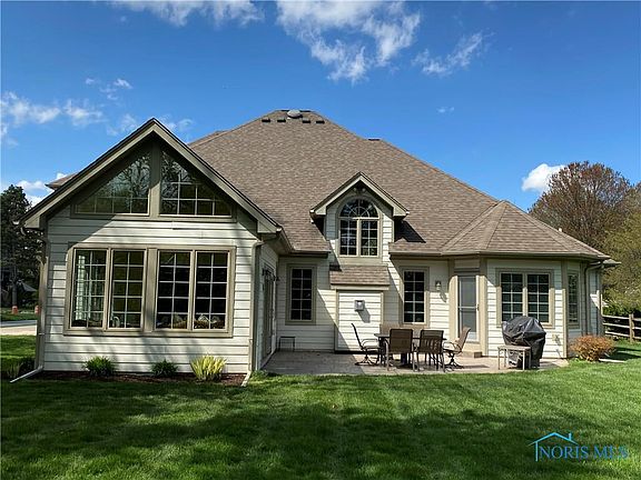 3rd image of 112 Eagle Point Dr