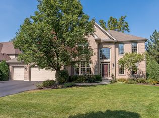194 Glen Arbor Ct, Glen Ellyn, IL 60137