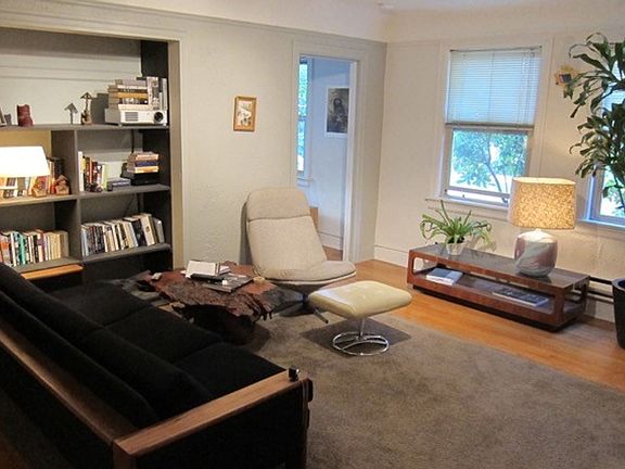 4th image of 712 & 716 3rd Ave W #16