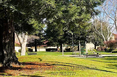 180 Park Place Dr Photo 1