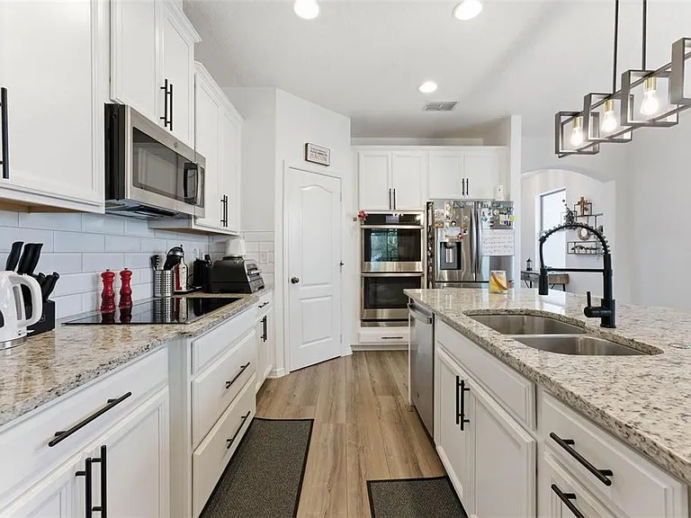 1840 Napoli Dr — Photo 15