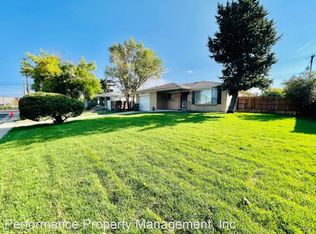 3290 Tucson St, Aurora, CO 80011