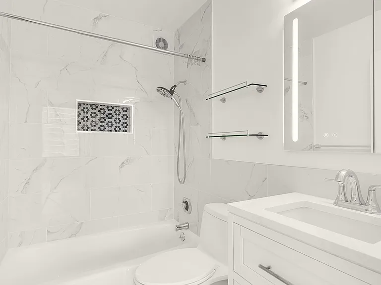 215 W 95th St #10P — Photo 7
