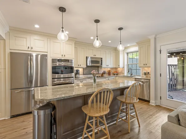 928 Todd Preis Dr, Nashville, TN 37221