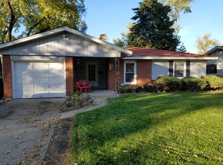 842 Elma Ave, Elgin, IL 60120