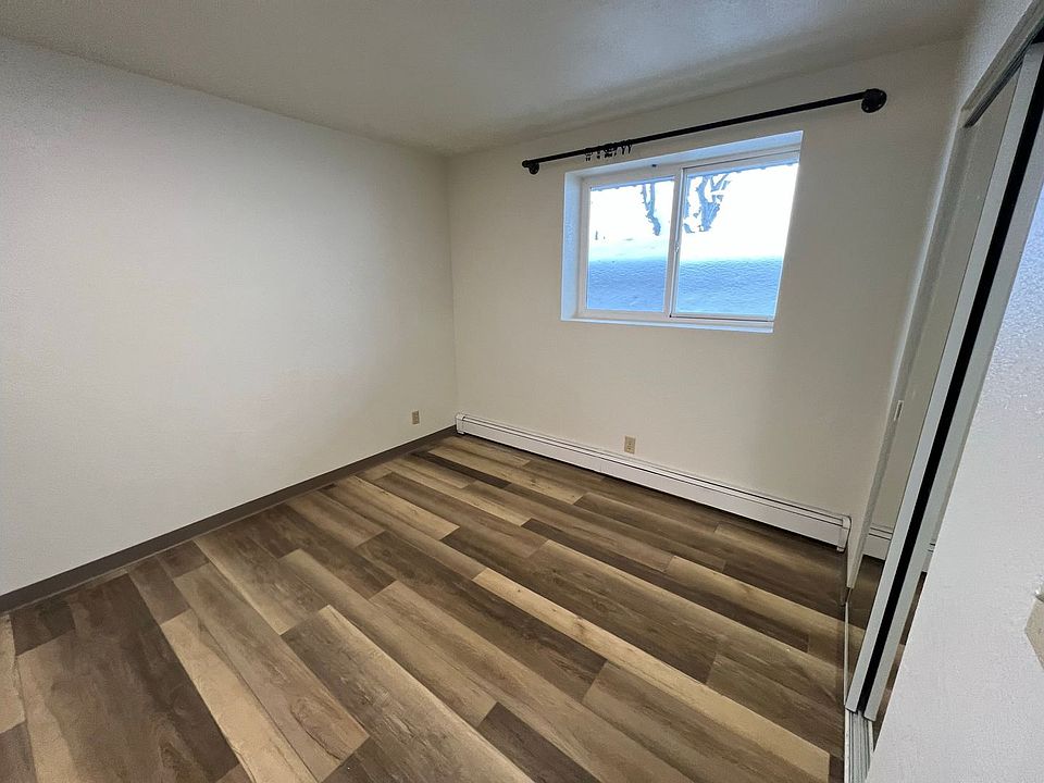 2nd image of 1655 2nd Ave #W36