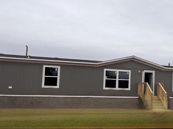 643 Cimmarron Trl, Bridgeport, TX 76426