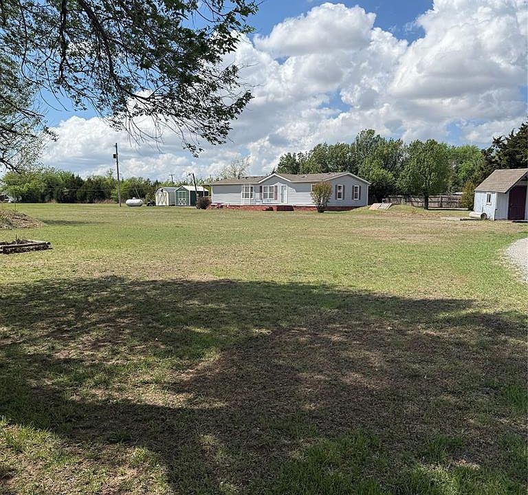 1st image of 4200 SE 89th St