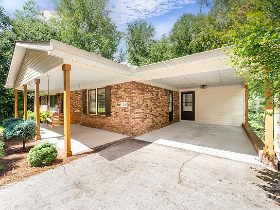 3rd image of 1106 Ladell Ln