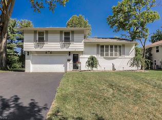 9256 Gettysburg Dr, Twinsburg, OH 44087
