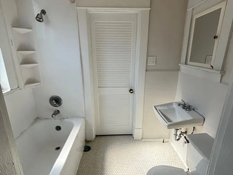2709 Pyramid Ave — Photo 24