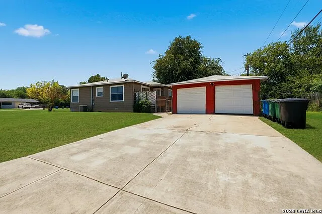 2 bed, 1.0 bath, 950 sqft, $1,350 — Photo 4