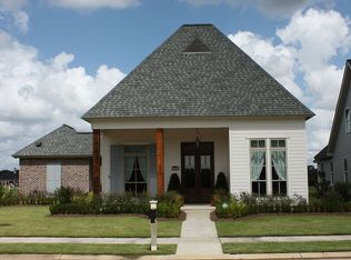 6535 White Oleander Cir W, Lake Charles, LA 70605