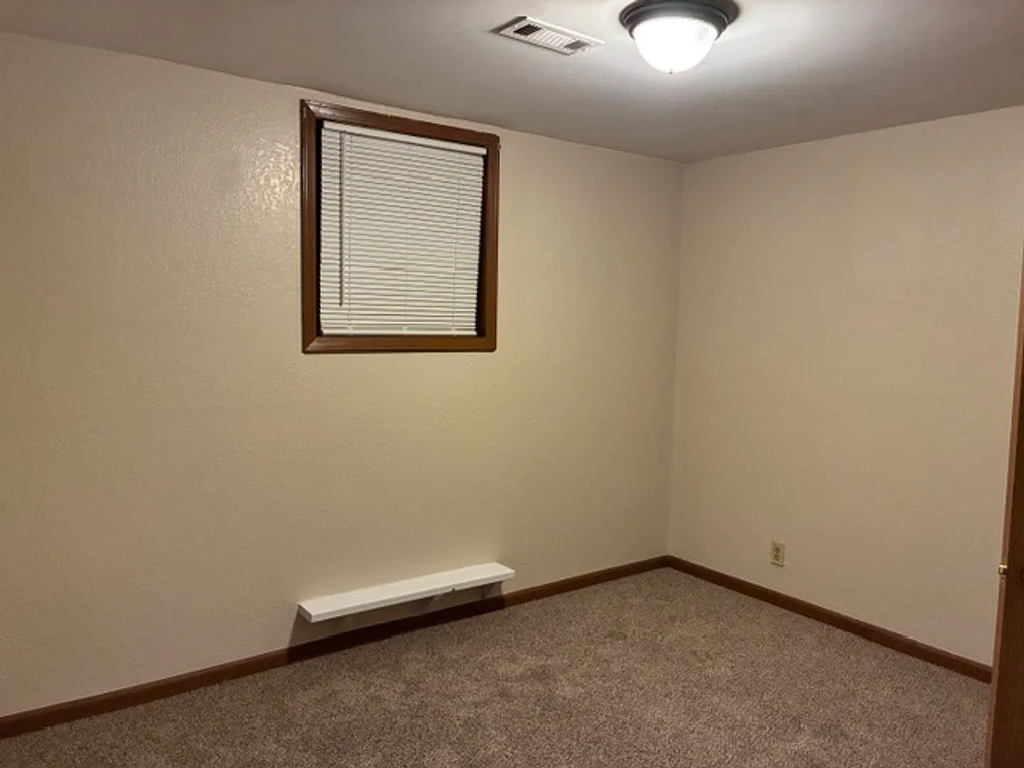 109 Sandridge — Photo 3