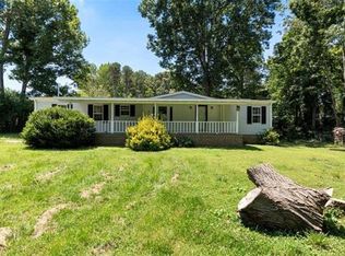 11501 Forestwinds Ln, Charlotte, NC 28216