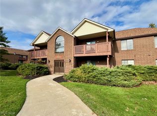 8605 Scenicview Dr #P101, Broadview Heights, OH 44147