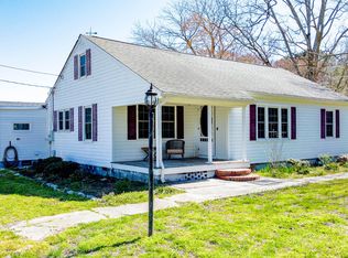 923 Snug Harbor Rd, Hertford, NC 27944