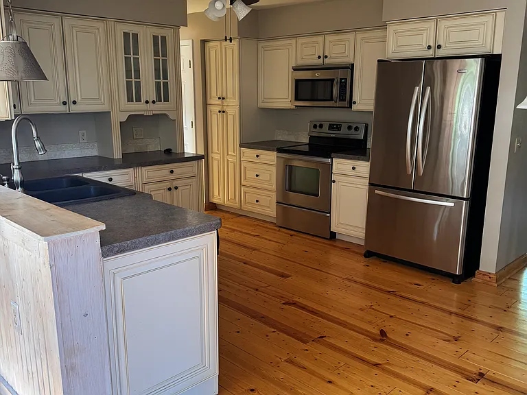 13366 Tucker Dr — Photo 5