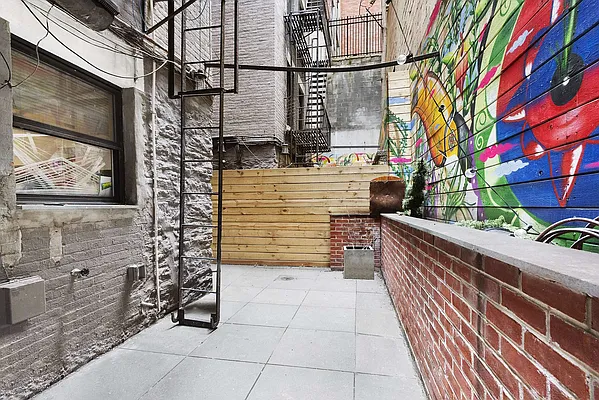 Rented by Compass | media 20