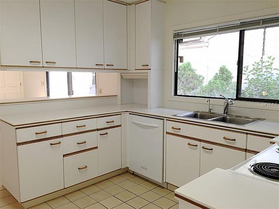 5th image of 102 Starling Ln