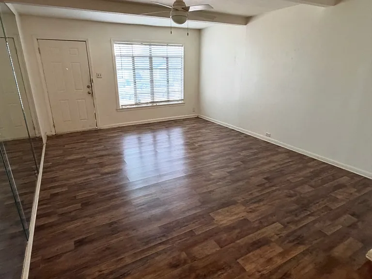 1438 Center St #1 — Photo 2