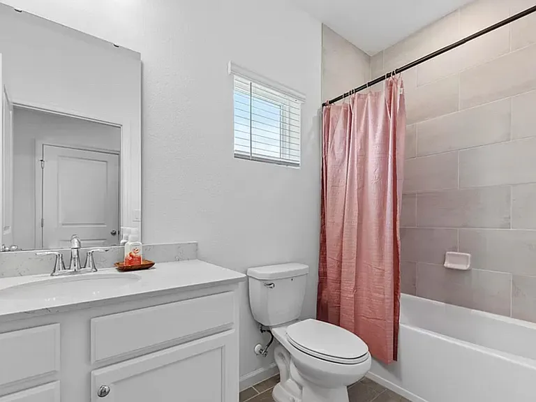 3036 Crossfield Dr — Photo 7