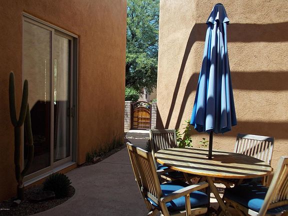 Entry Courtyard