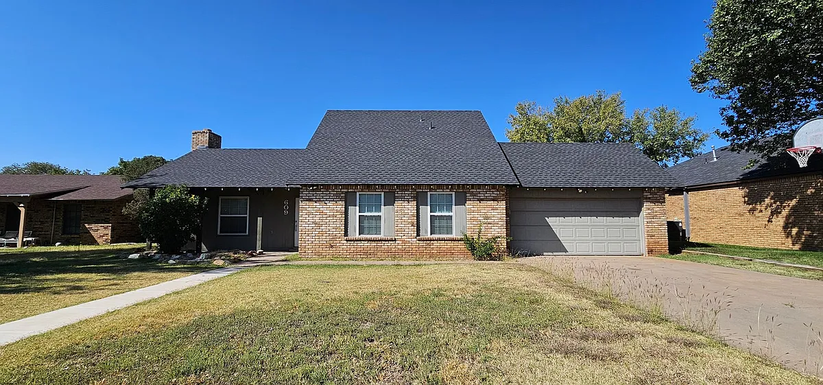 Building Photo - 609 Rosewood Dr