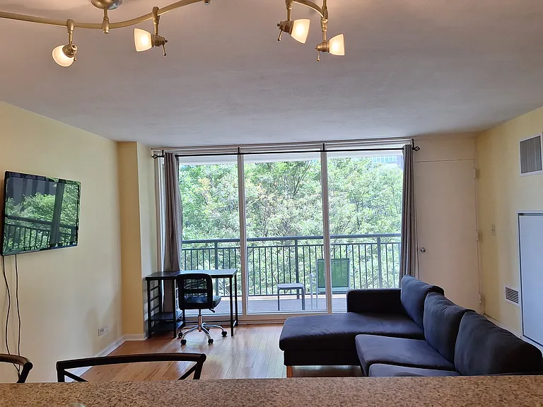 620 Peachtree St NE — Photo 13