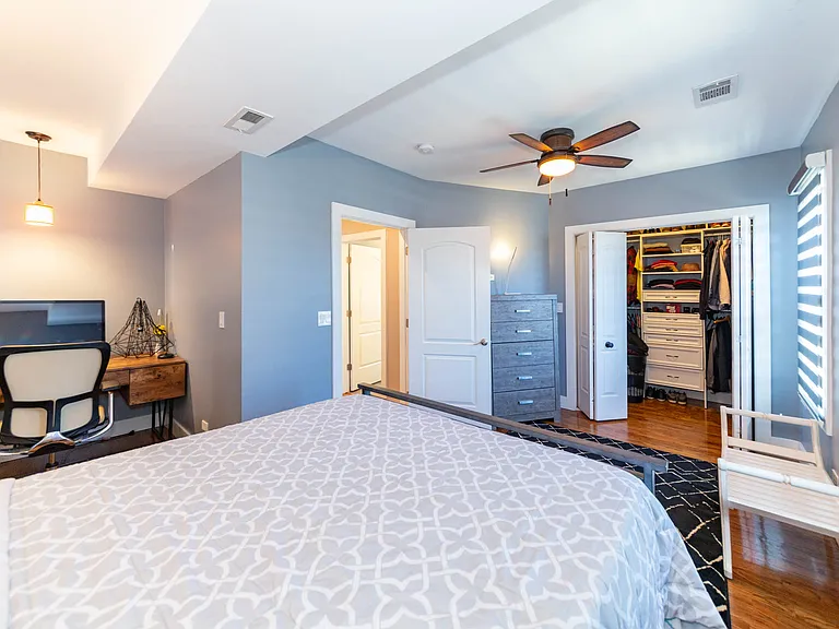 2243 N Monticello Ave — Photo 16