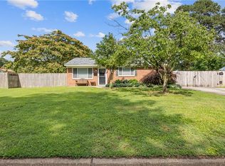 3332 Lusk St, Virginia Beach, VA 23464