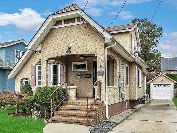 3rd image of 39 Beverly Ave