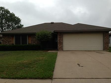1st image of 413 Indian Crest Dr