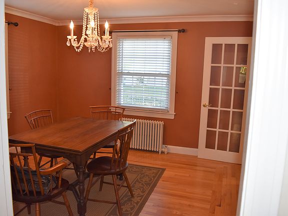 4th image of 55 Parkway Ave