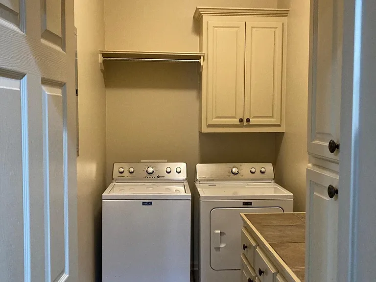 10655 Woodland Oaks Dr — Photo 23