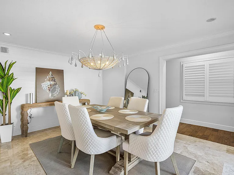 820 Palm Trl — Photo 15