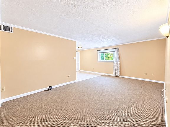 4th image of 2457 Brook Ledge Rd APT 12A