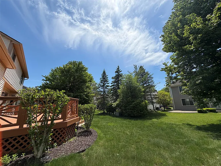 7043 Foxridge Dr — Photo 49